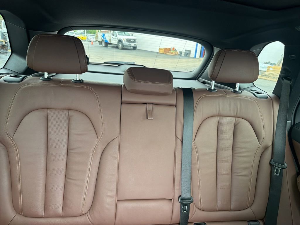 Used 2019 BMW X5 xDrive40i w/ Convenience Package AWD/4WD image 41