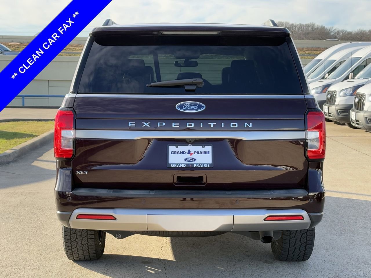 Certified 2023 Ford Expedition XLT image 5