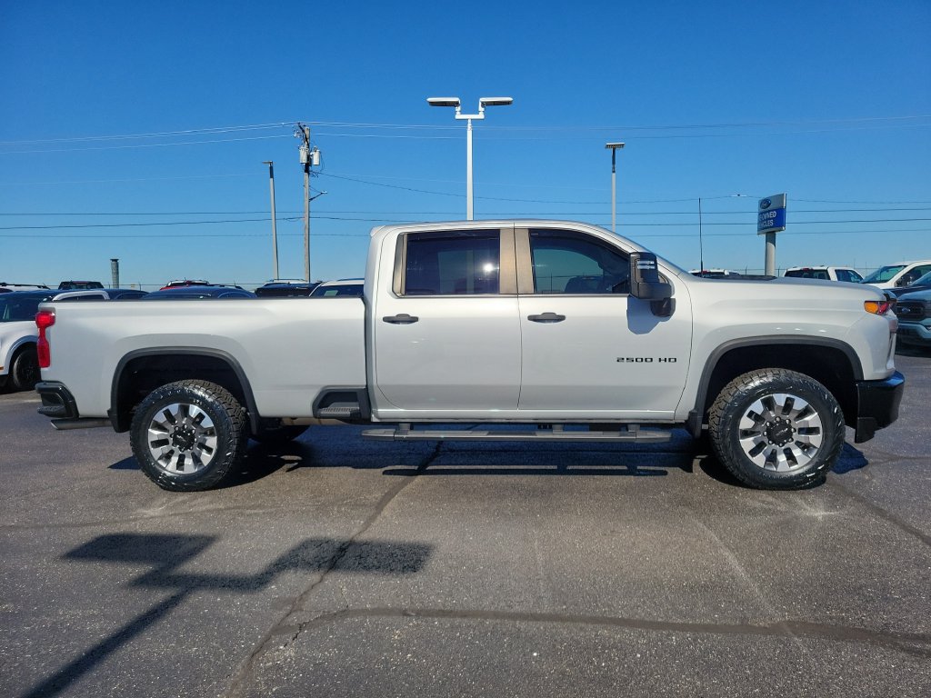 Used 2023 Chevrolet Silverado 2500 Custom w/ Custom Value Package AWD/4WD image 3