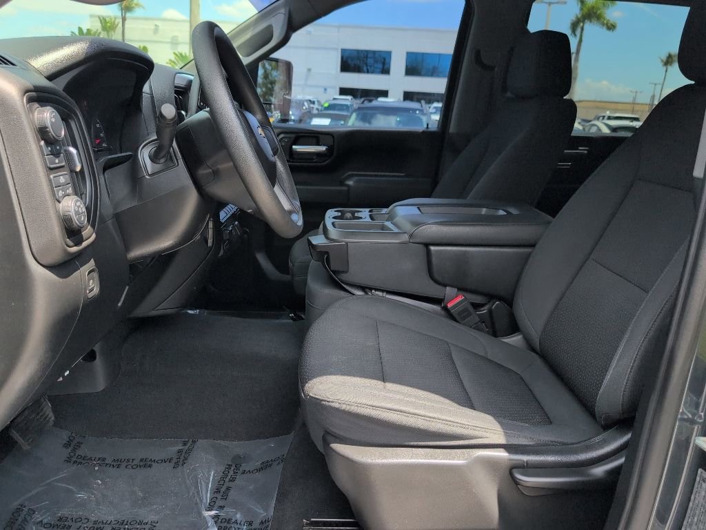 Used 2020 Chevrolet Silverado 2500 Custom w/ Custom Value Package AWD/4WD image 8