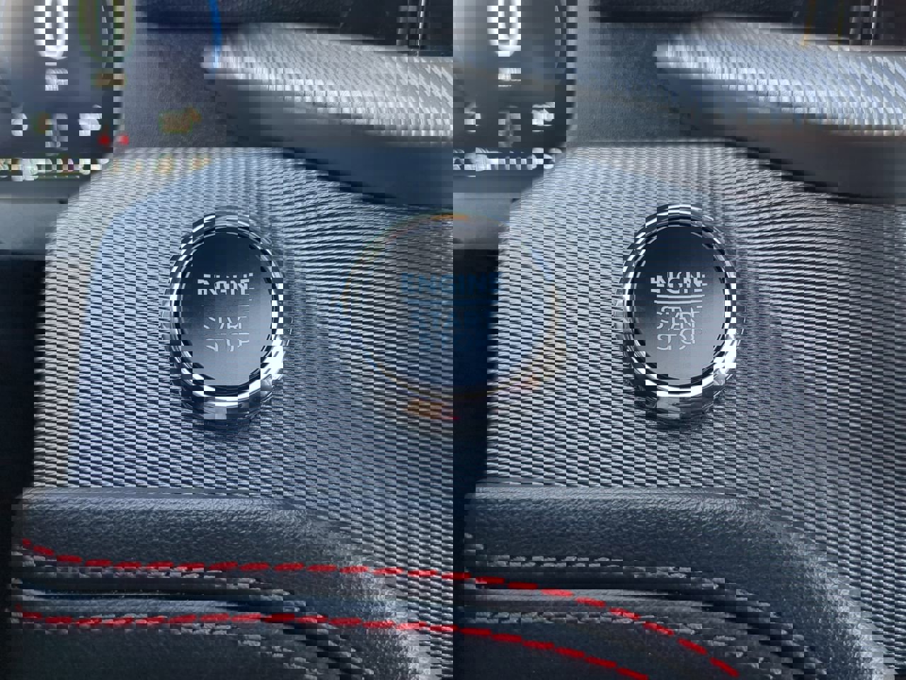 Certified 2025 Ford Explorer ST image 26