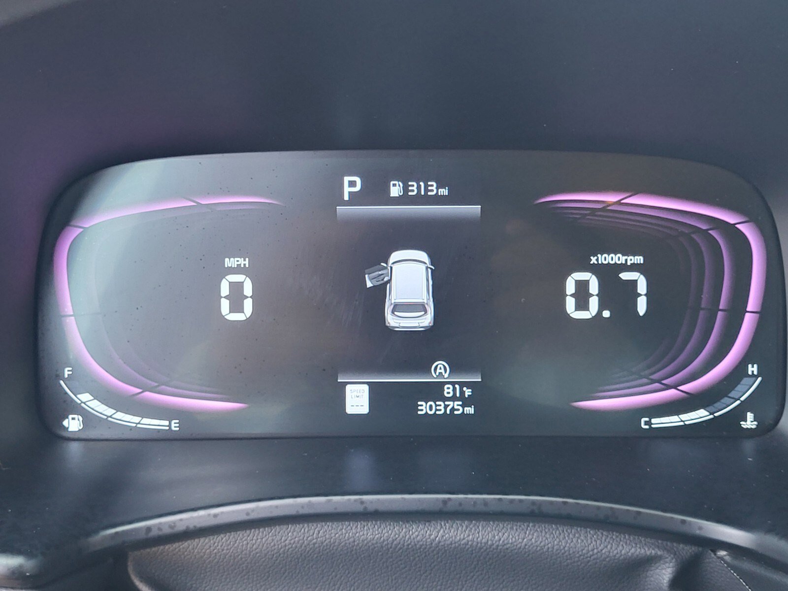 Used 2025 Kia Soul LX w/ LX Technology Package FWD image 28