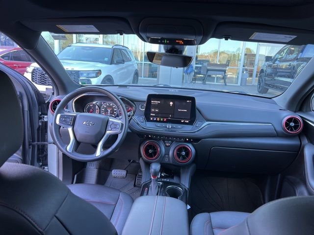 Used 2024 Chevrolet Blazer RS w/ Driver Confidence II Package FWD image 19