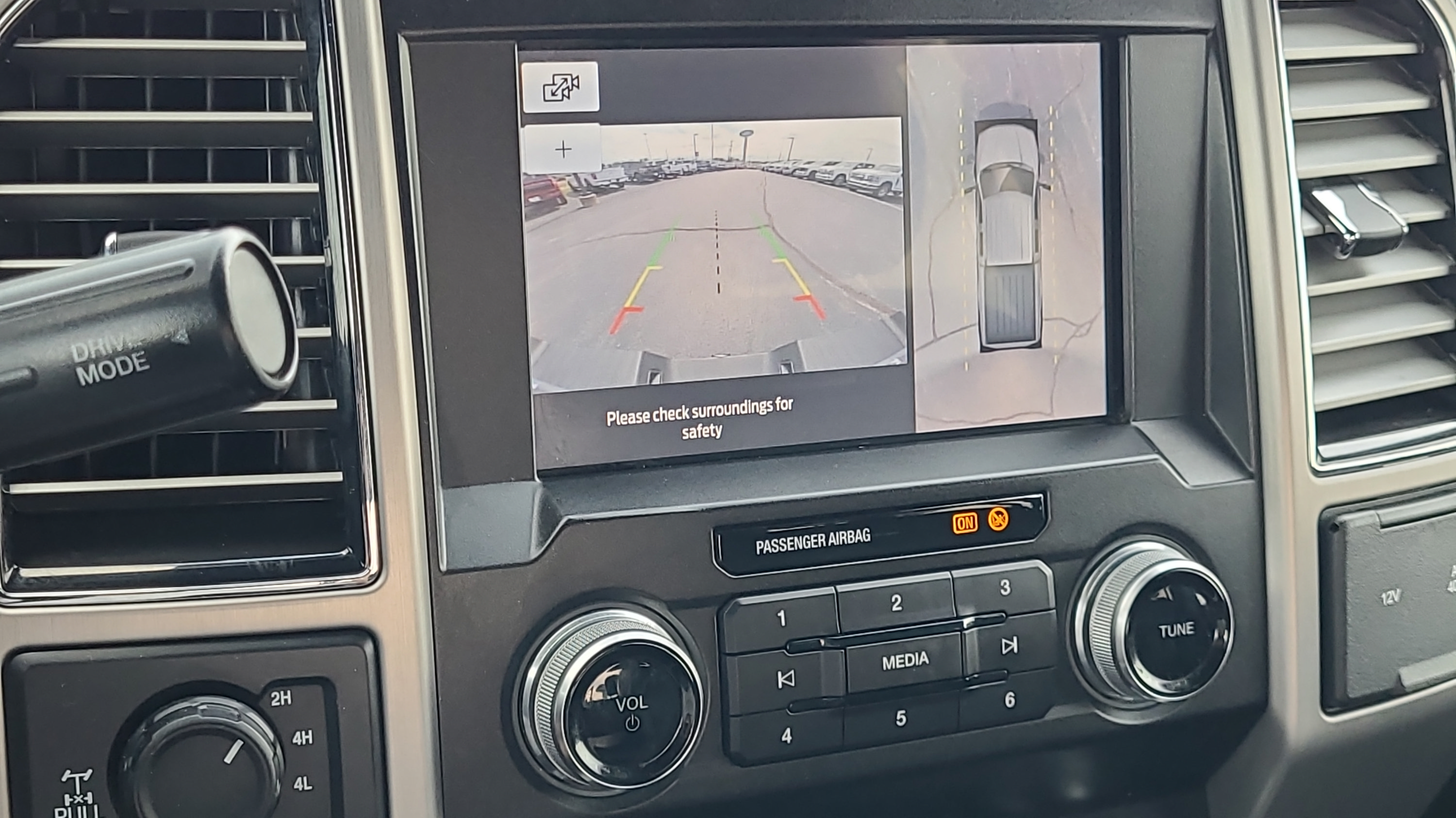 Certified 2020 Ford F250 Platinum AWD/4WD image 21