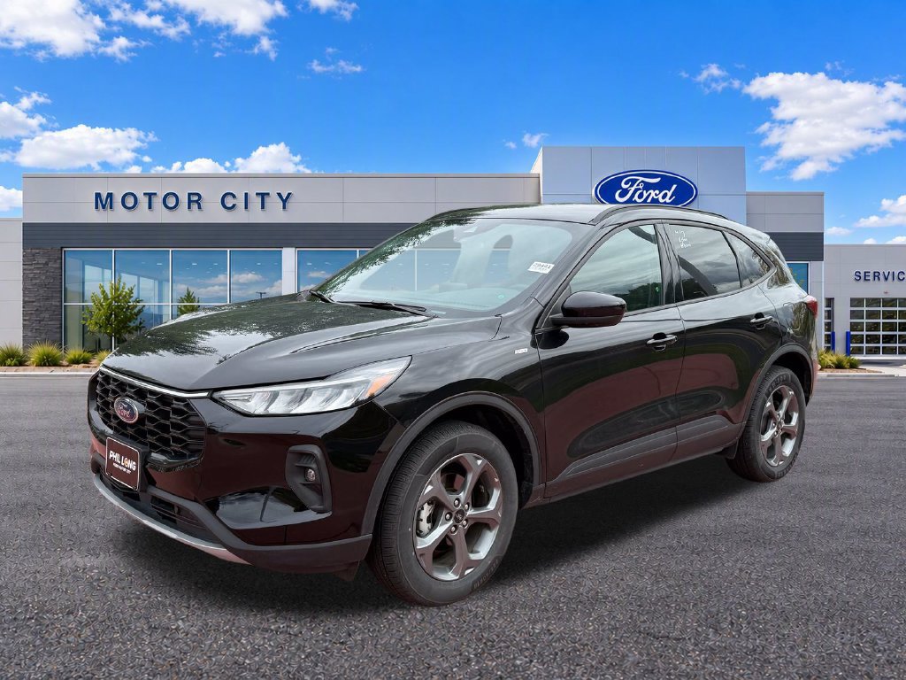 Certified 2025 Ford Escape ST-Line Select AWD/4WD image 4