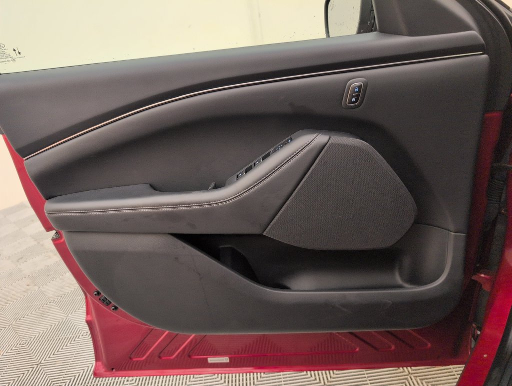 Certified 2023 Ford Mustang Mach-E Select RWD image 32