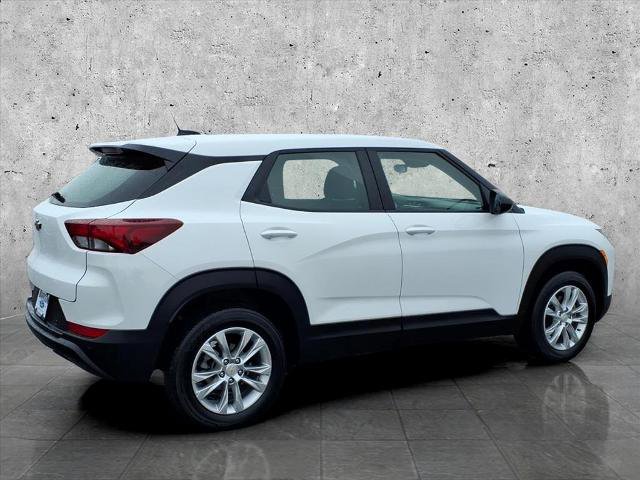 Used 2022 Chevrolet TrailBlazer LS image 3