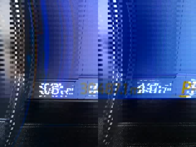 Certified 2022 Ford F150 XLT w/ Equipment Group 302A High image 21