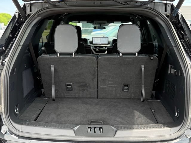 Certified 2025 Ford Explorer ST-Line AWD/4WD image 24