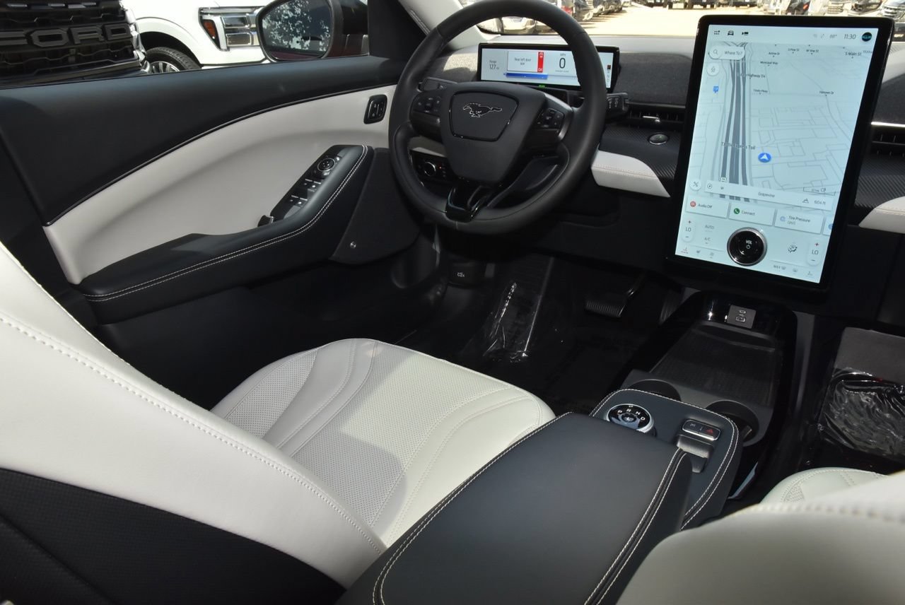 Certified 2023 Ford Mustang Mach-E Premium RWD image 15