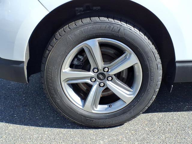 Certified 2023 Ford Edge SEL w/ Convenience Package AWD/4WD image 9
