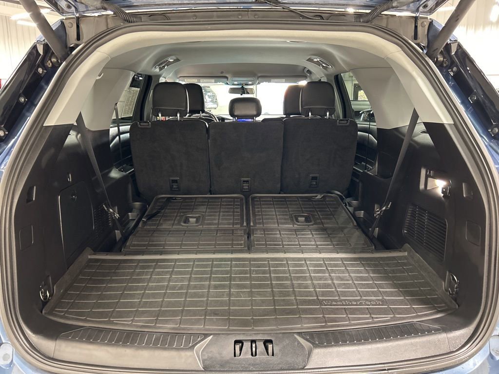 Certified 2020 Ford Explorer XLT w/ Equipment Group 202A AWD/4WD image 29