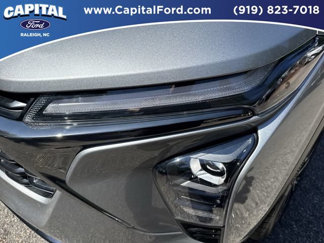 Used 2025 Chevrolet Trax RS w/ Driver Confidence Package FWD image 11