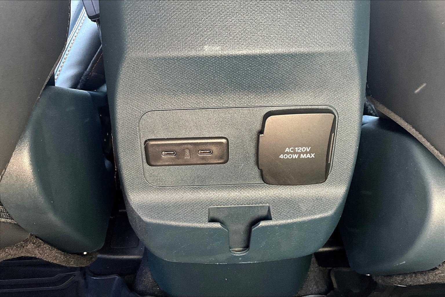 Certified 2025 Ford Maverick Tremor AWD/4WD image 38