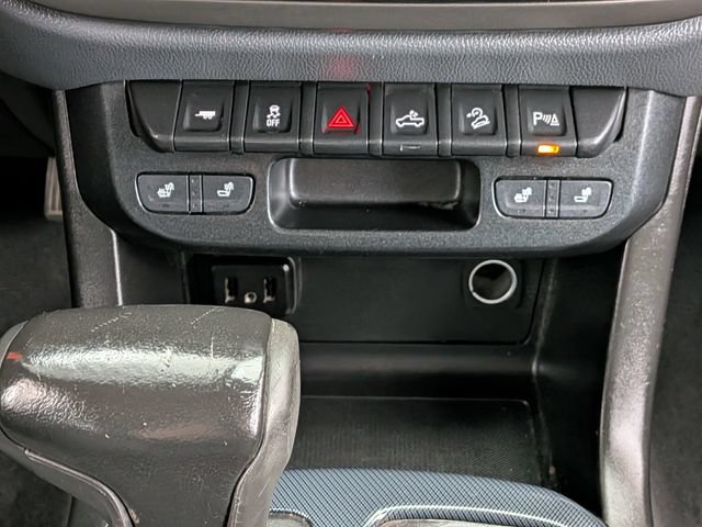 Used 2019 Chevrolet Colorado Z71 AWD/4WD image 30