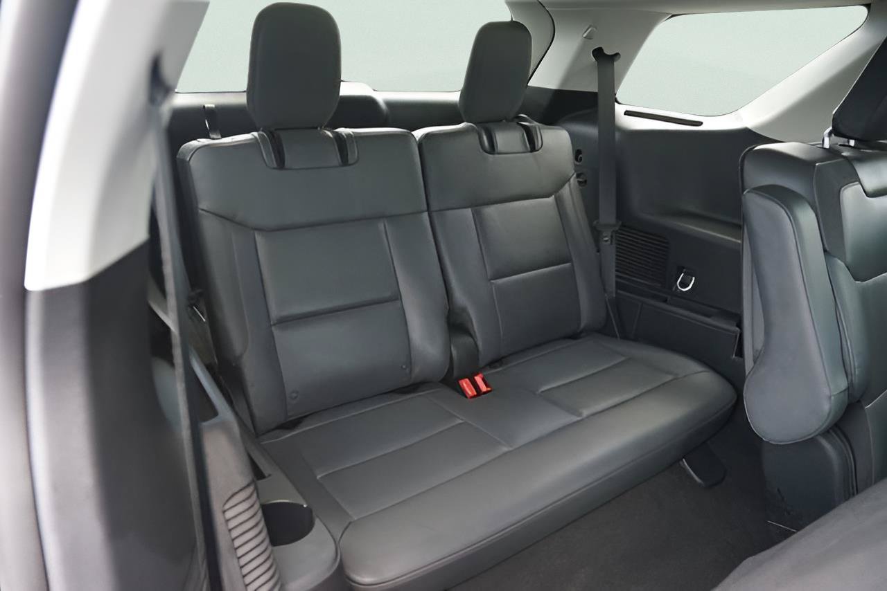 Certified 2026 Ford Explorer Active RWD image 15
