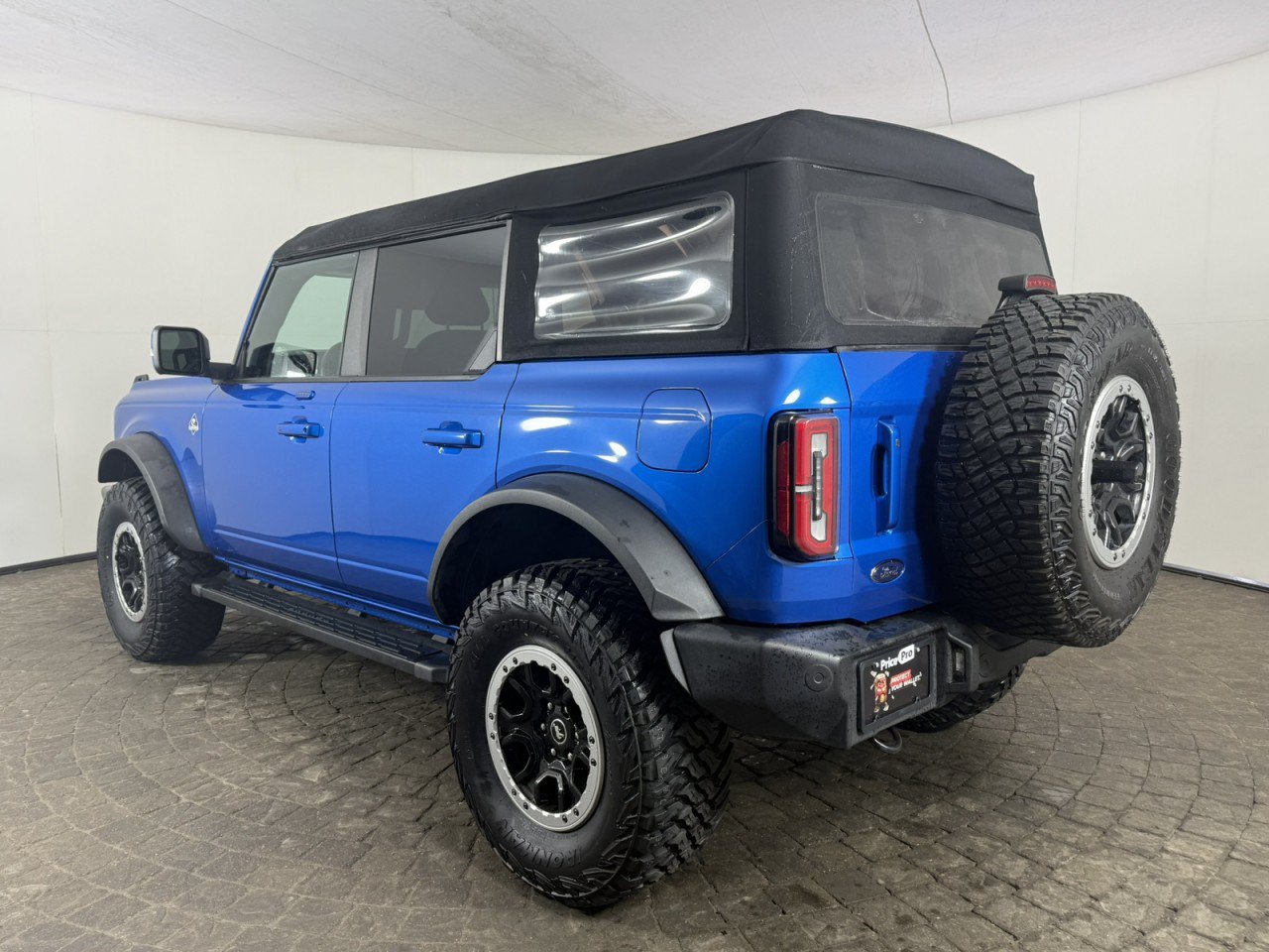 Certified 2022 Ford Bronco Outer Banks w/ Sasquatch Package AWD/4WD image 5