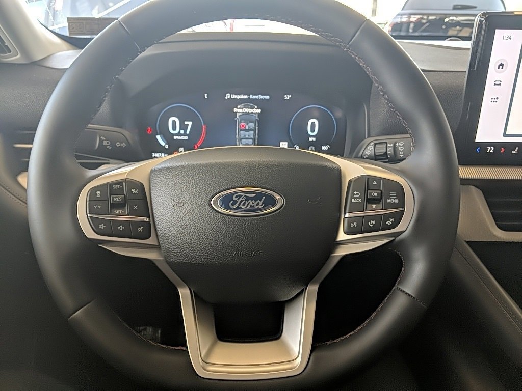 Certified 2025 Ford Explorer Active image 17