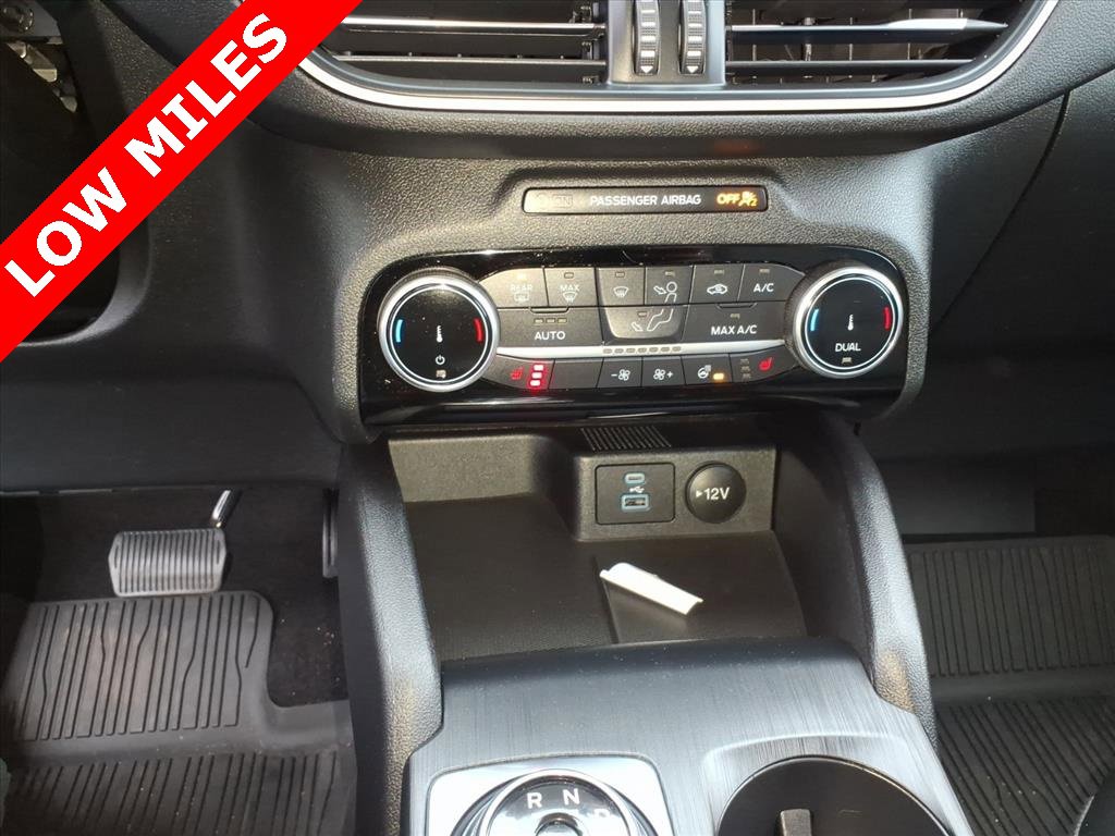 Certified 2022 Ford Escape SEL image 21