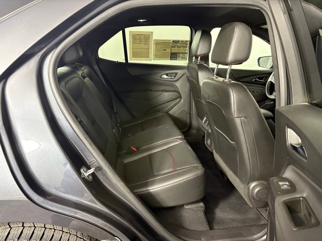 Used 2022 Chevrolet Equinox RS w/ RS Leather Package image 32