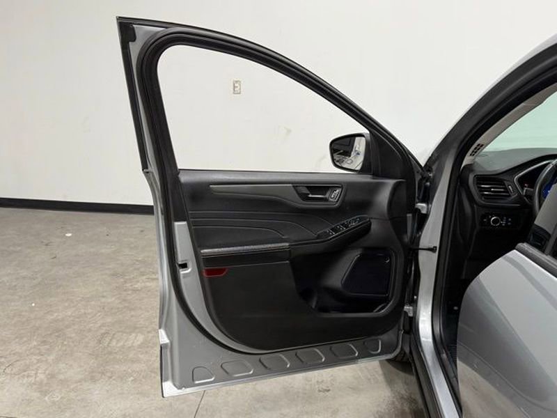 Certified 2024 Ford Escape Active image 13