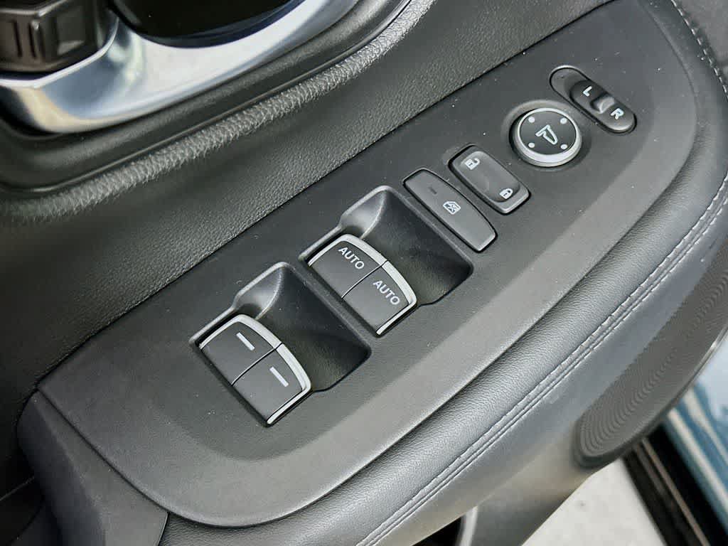Used 2026 Honda HR-V EX-L image 27