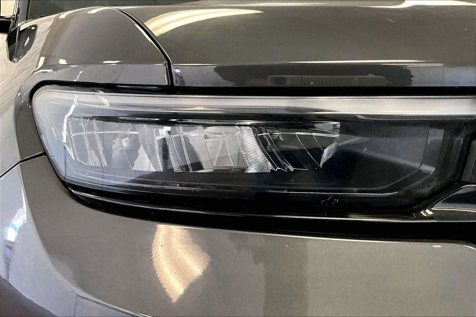 Used 2023 Jeep Grand Cherokee Altitude image 27