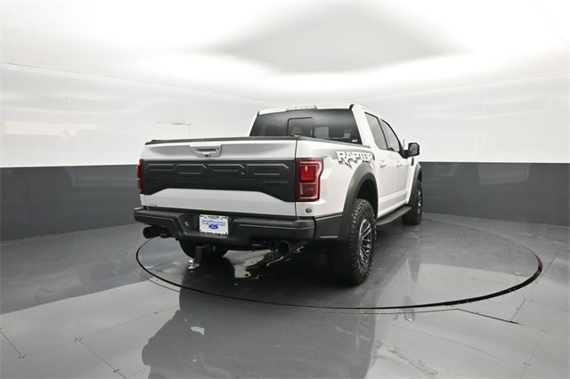 Certified 2018 Ford F150 Raptor w/ Equipment Group 802A Luxury image 7
