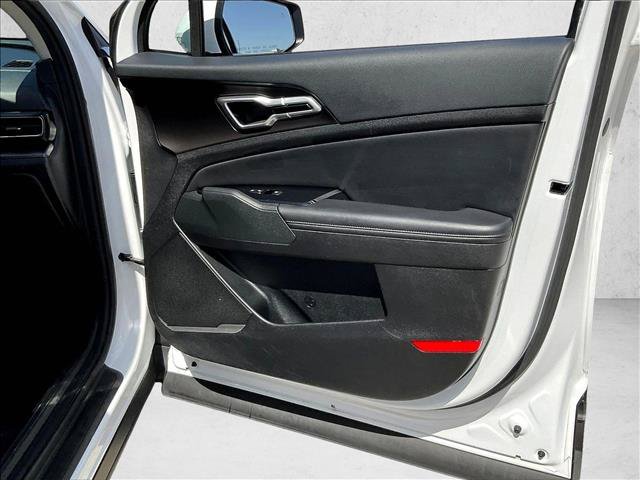 Used 2023 Kia Sportage EX FWD image 18