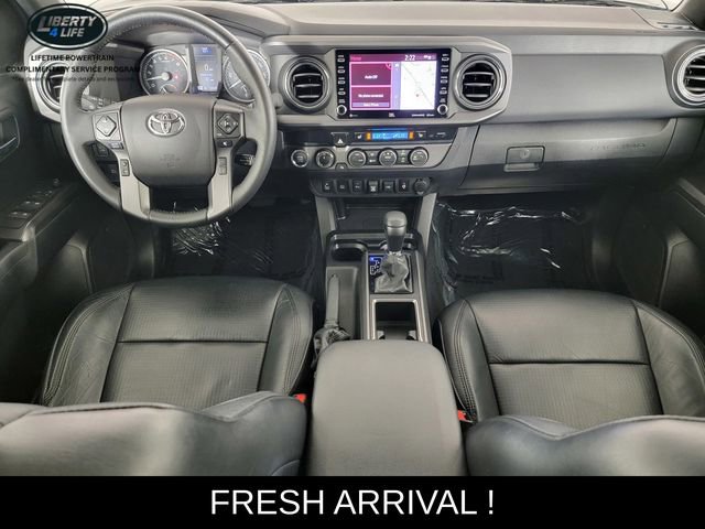 Used 2021 Toyota Tacoma TRD Sport w/ TRD Premium Sport Package AWD/4WD image 20