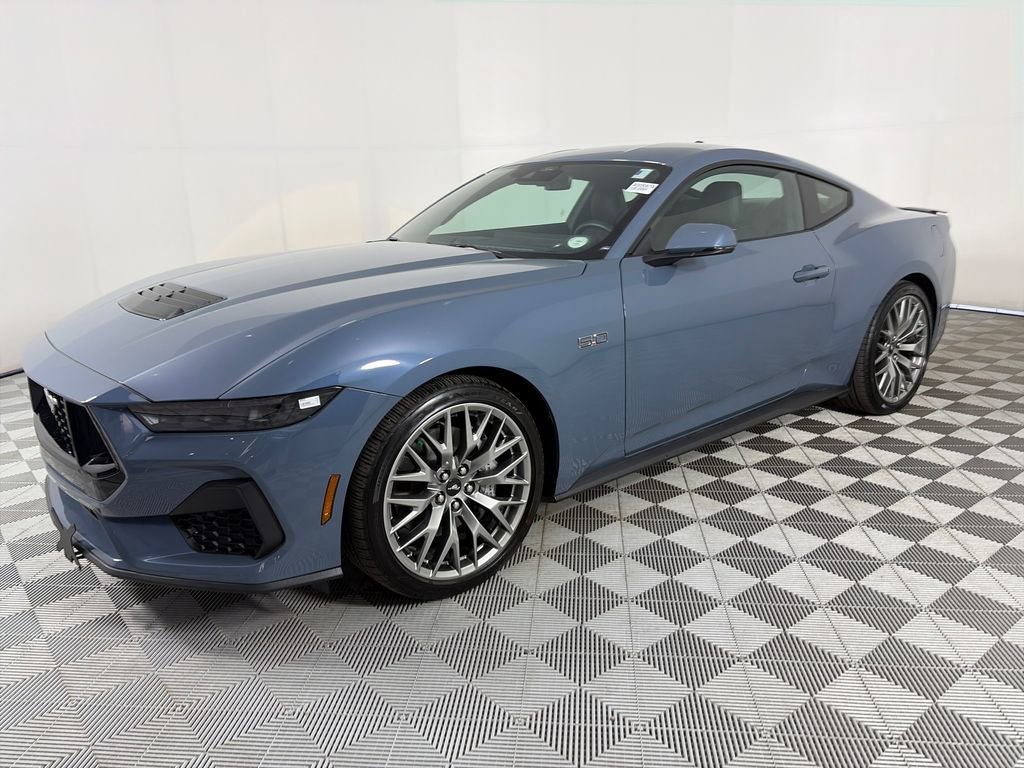 Certified 2025 Ford Mustang GT Premium RWD image 3