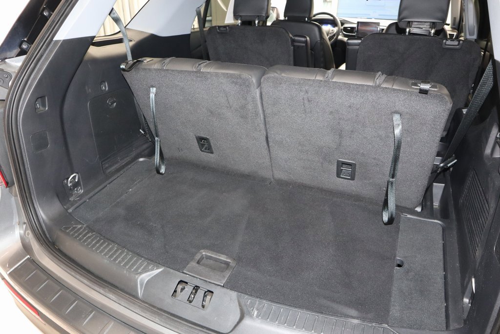 Certified 2023 Ford Explorer XLT w/ Equipment Group 202A image 17