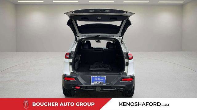 Used 2017 Jeep Cherokee Trailhawk w/ Comfort & Convenience Group image 9