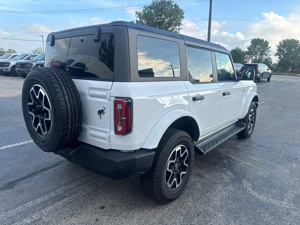 Certified 2026 Ford Bronco Outer Banks AWD/4WD image 3