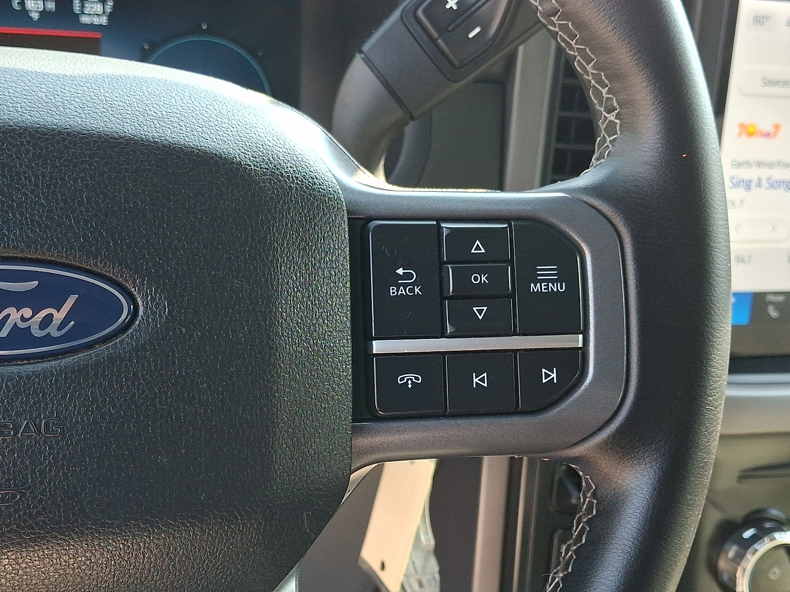Certified 2025 Ford F150 XLT w/ Equipment Group 301A Standard AWD/4WD image 22