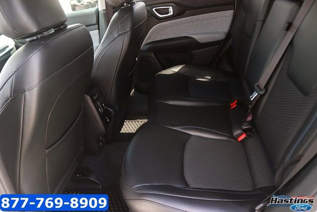 Used 2022 Jeep Compass Latitude w/ Sun and Sound Group FWD image 13