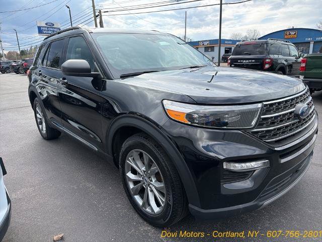 Certified 2022 Ford Explorer XLT w/ Equipment Group 202A AWD/4WD image 2