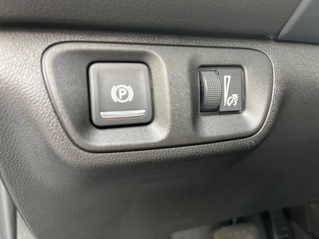 Used 2023 GMC Acadia SLE w/ Driver Convenience Package AWD/4WD image 29