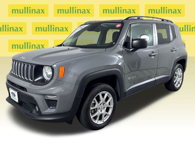 Used 2022 Jeep Renegade Latitude w/ Convenience Group AWD/4WD image 13