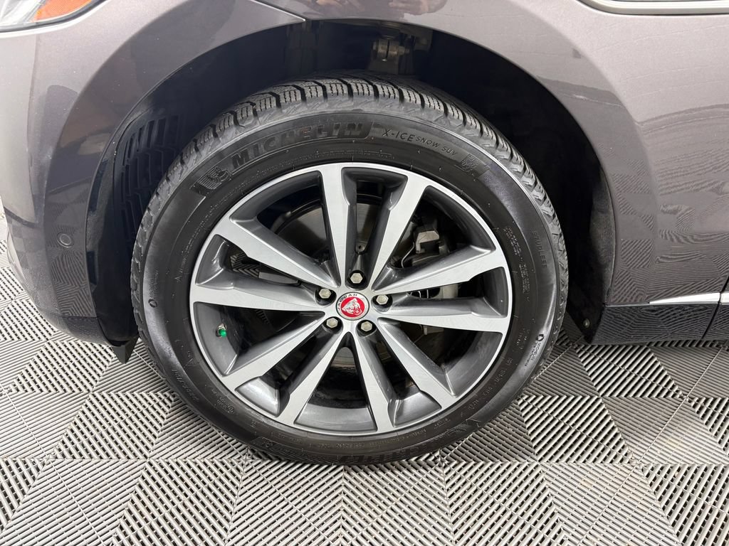 Used 2021 Jaguar F-PACE S AWD/4WD image 10