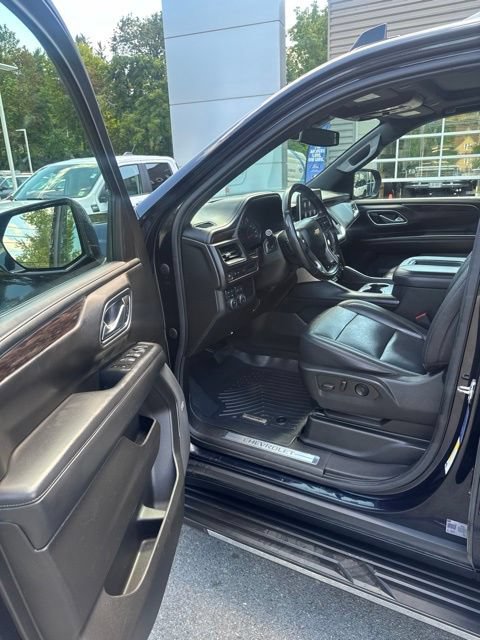 Used 2021 Chevrolet Suburban LT w/ Rear Media and Nav Package AWD/4WD image 15