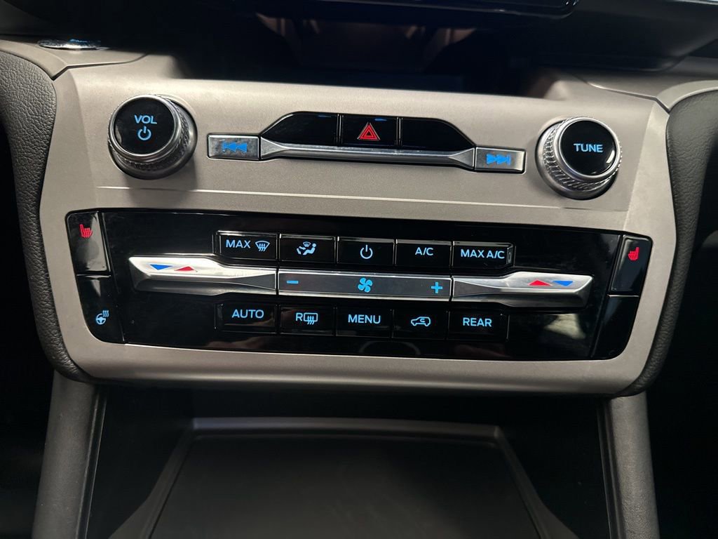 Certified 2023 Ford Explorer XLT w/ Equipment Group 202A image 36