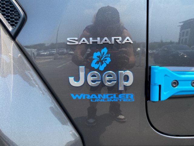 Used 2022 Jeep Wrangler Unlimited Sahara w/ Cold Weather Group AWD/4WD image 24