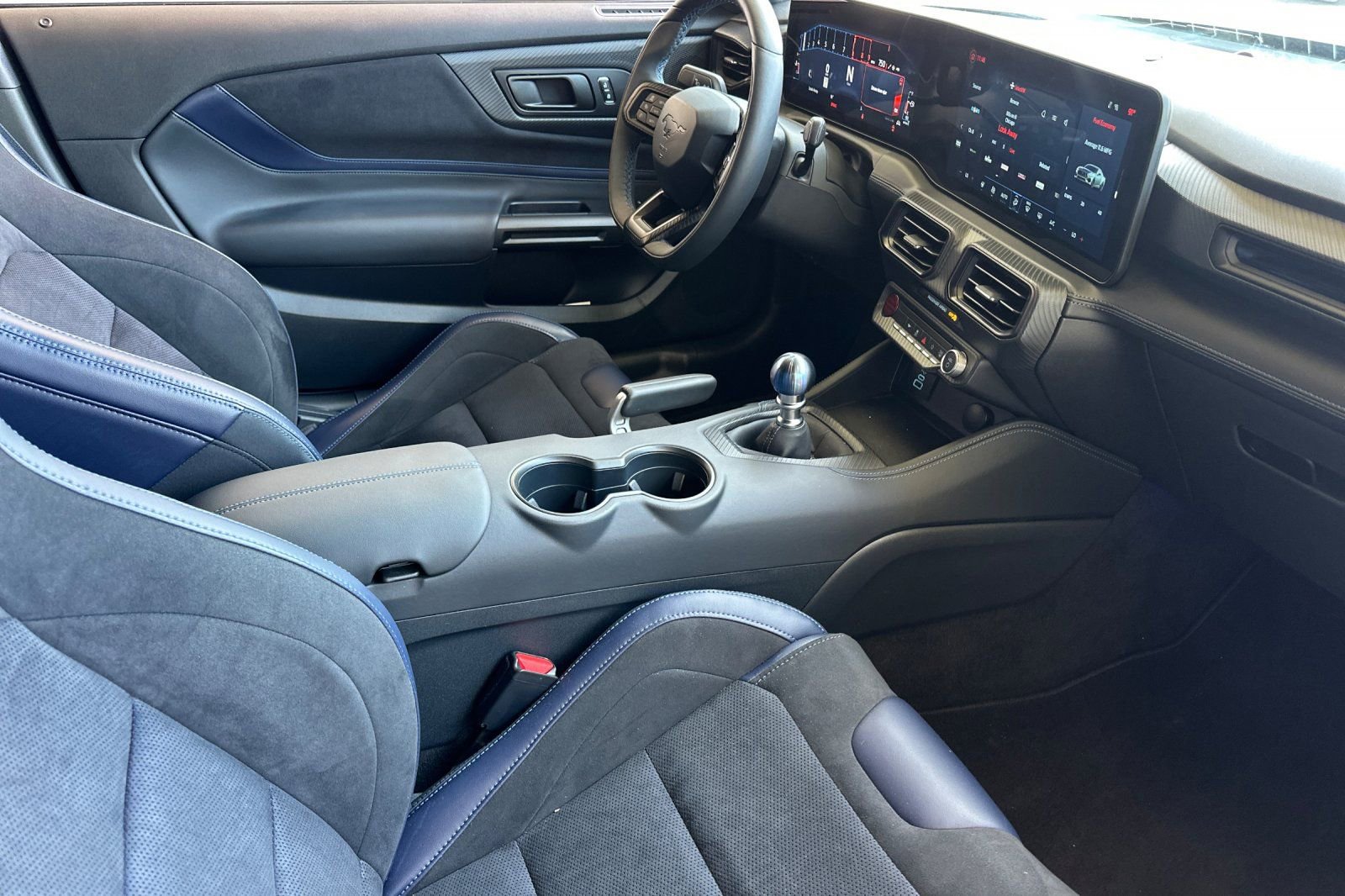 Certified 2025 Ford Mustang Dark Horse w/ Dark Horse Handlin Package RWD image 15