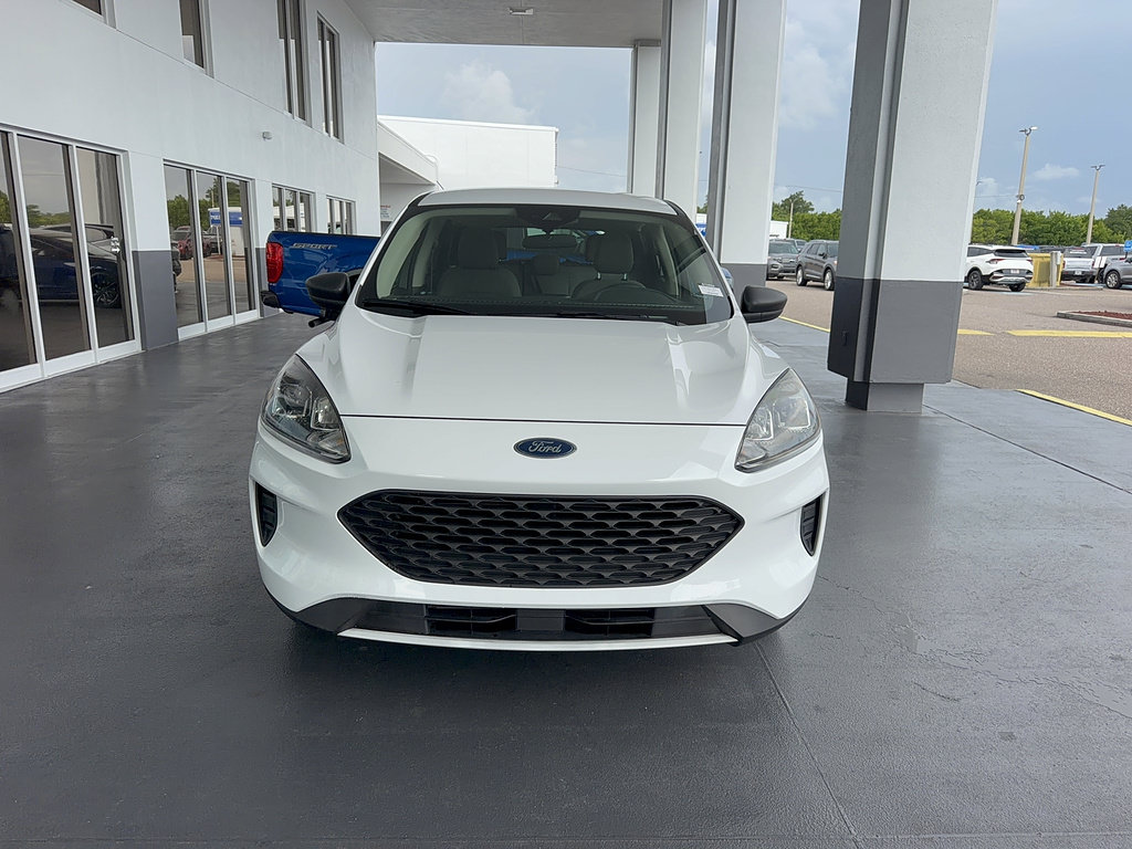 Certified 2020 Ford Escape S FWD image 3