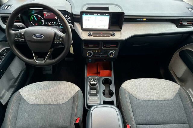 Certified 2023 Ford Maverick XLT w/ XLT Luxury Package image 10