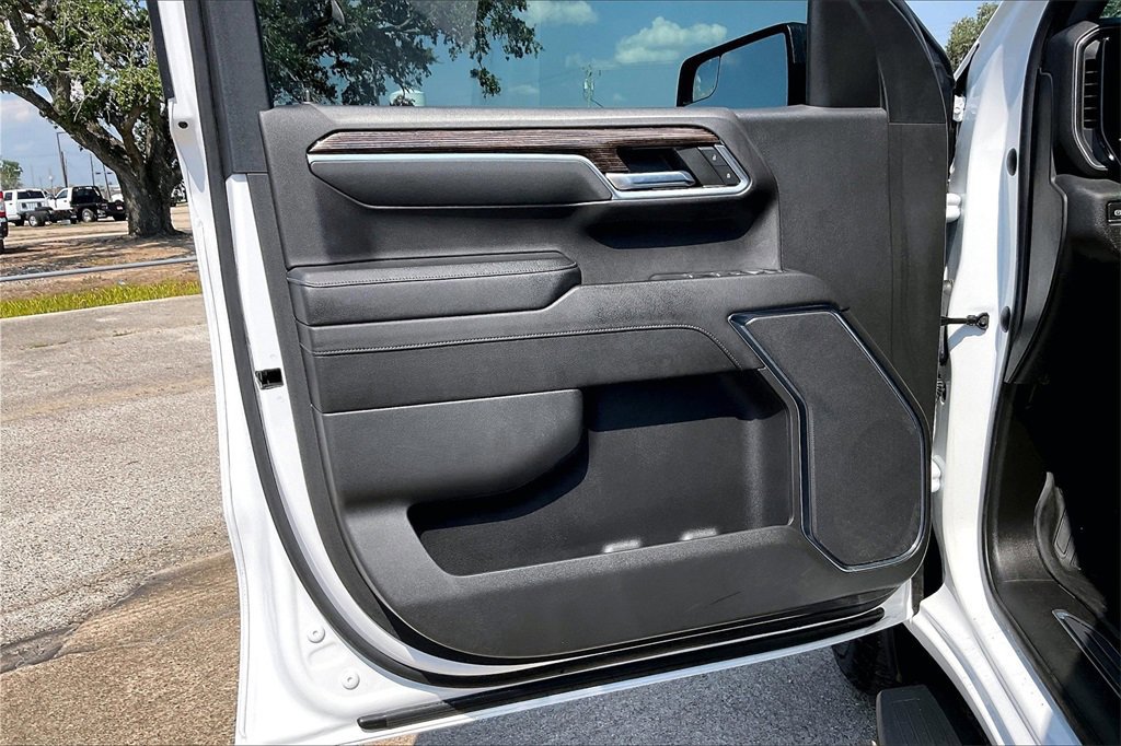 Used 2023 GMC Sierra 1500 Elevation image 17