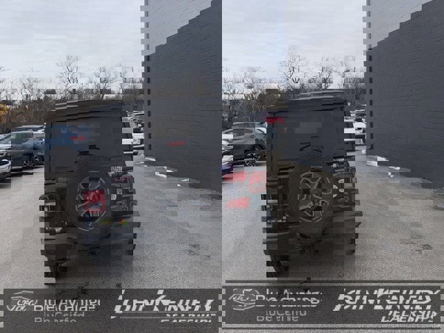 Used 2018 Jeep Wrangler Sport image 14