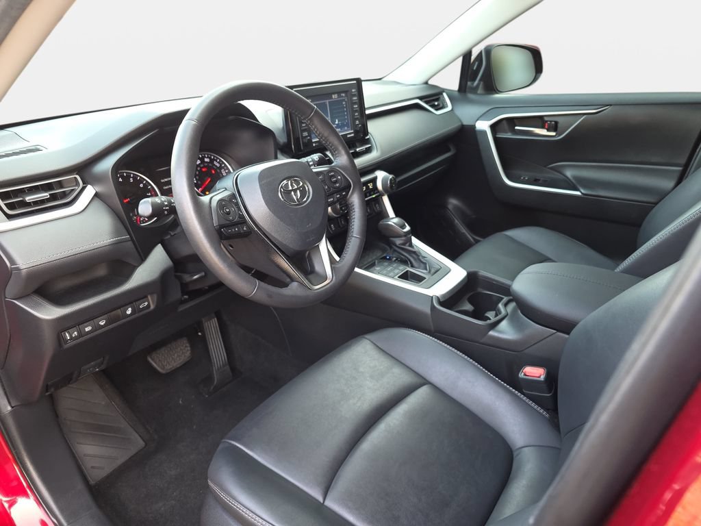 Used 2021 Toyota RAV4 XLE Premium AWD/4WD image 14