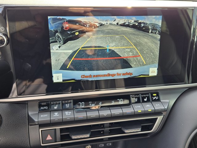 Used 2025 Toyota Camry XSE w/ Premium Package image 17